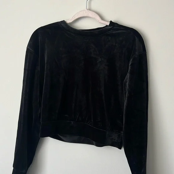 NOIZE BLACK VELVET EDITH SWEATSHIRT - Picture 1 of 3